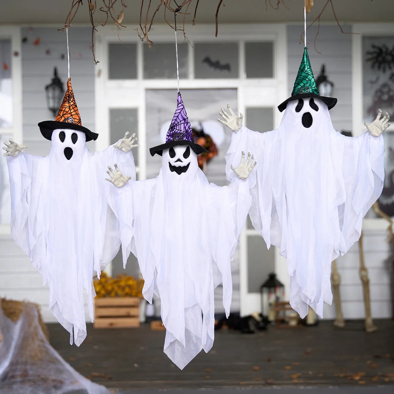 Set de 3 Fantasmas Colgantes de Halloween – Decoración Flotante para Exteriores 63 cm
