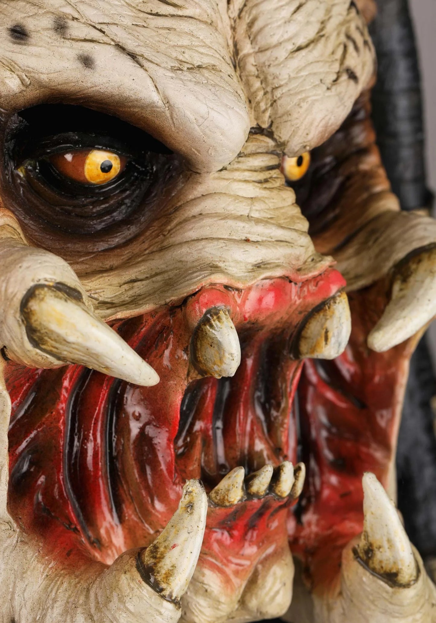 Máscara de Depredador – Látex Realista