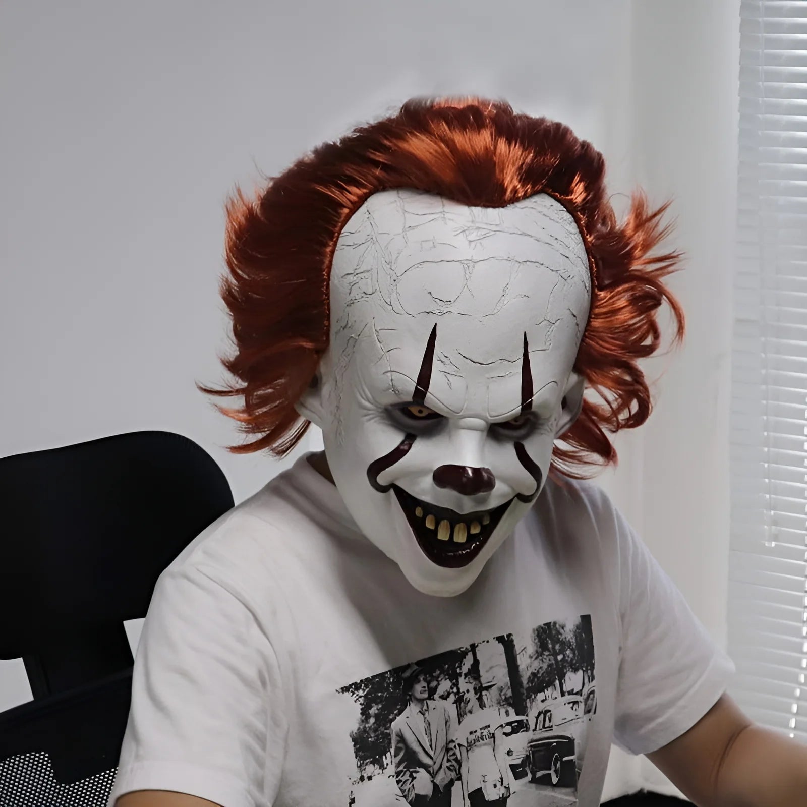 IT Pennywise Mask for Cosplay, One Size for Unisex Adults